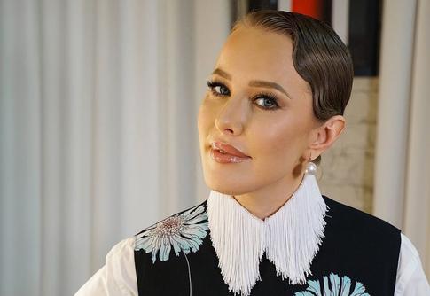 «Ксения, вы божественны»: в Сети обсуждают наряд похудевшей Собчак