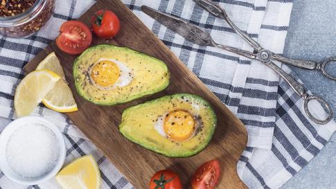 Заесть стресс и не навредить фигуре: топ безобидных продуктов