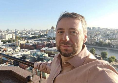 Владислав Бакальчук после освобождения эмоционально обратился к жене