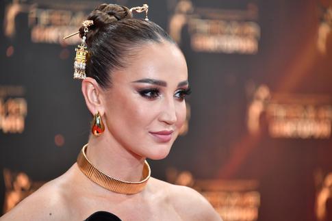 Бузова ответила Салтыковой, которая публично обозвала ее «выскочкой»