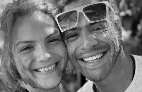 Стало известно, почему сына Понаровской похоронят лишь на пятый день