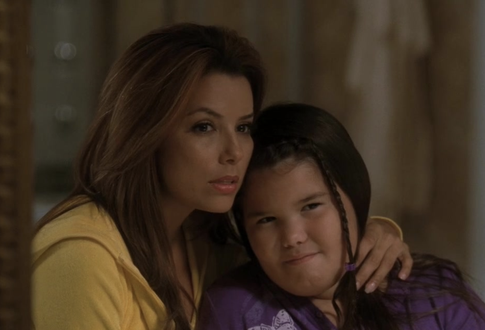 22-летняя звезда «Отчаянных домохозяек» ждет ребенка