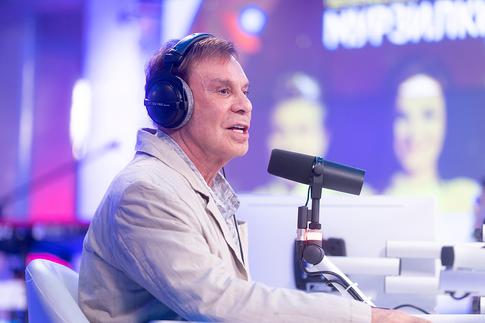 «Я стендапер со стажем»: Ефим Шифрин рассказал о своей миссии в жизни