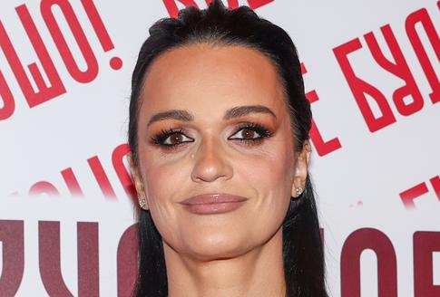 Семейная идиллия: певицу Славу застали за поцелуем с гражданским мужем