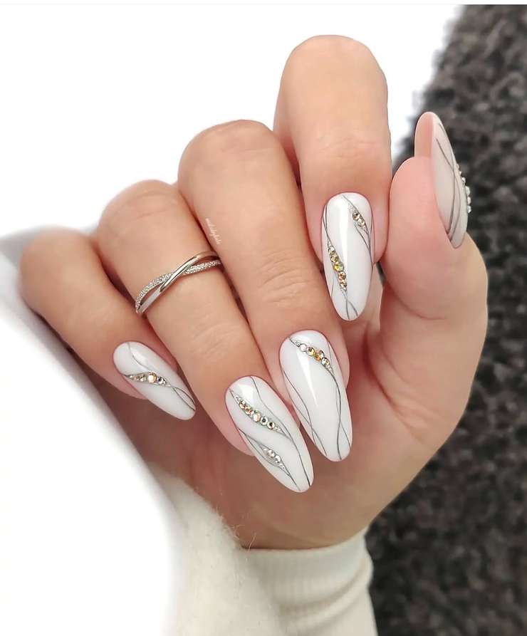 nailssbykate / соцсети