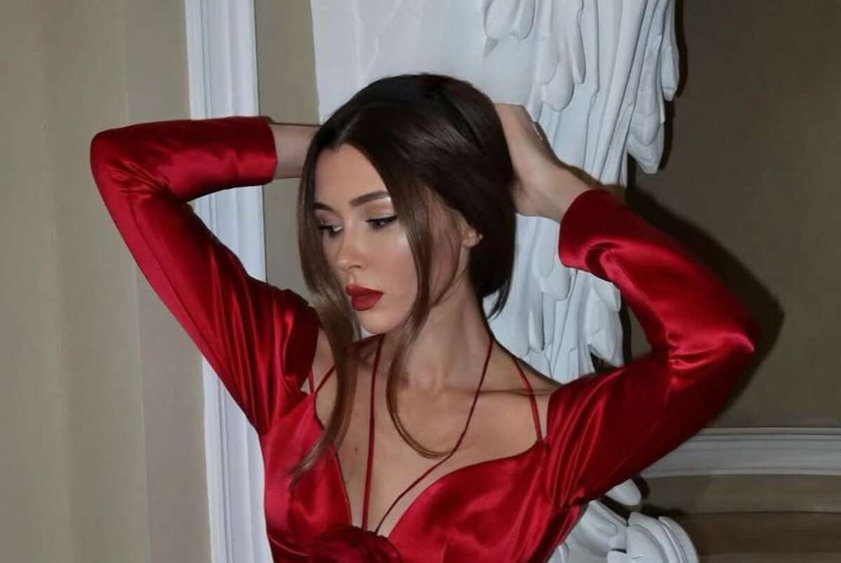 Анна Заворотнюк