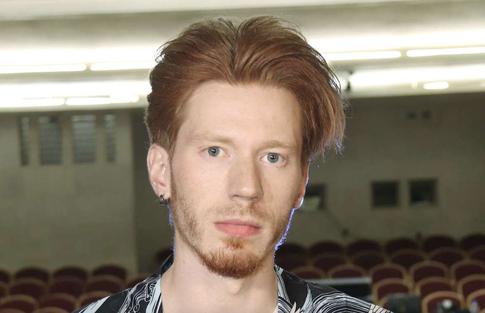 Никита Пресняков показал свой холостяцкий «умный» дом