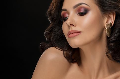 Осенний макияж: какие оттенки добавить в дождливый сезон