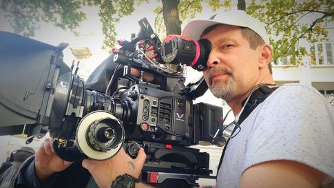 Раскрыты подробности жестокого убийства кинооператора Сергея Политика