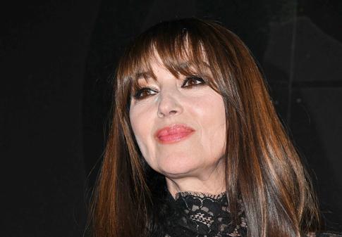 Дочь Моники Беллуччи и Венсана Касселя сравнили с Одри Хепберн