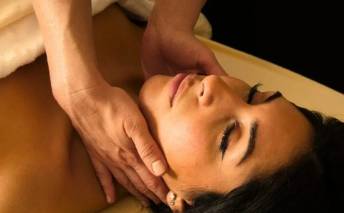 Отжать лишнее: что такое лимфодренаж, почему после 40 он особенно нужен