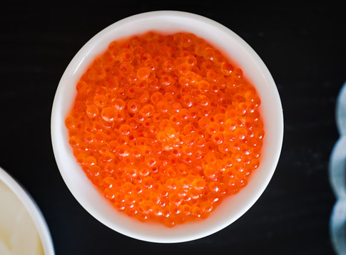 Красная и черная: как правильно выбрать икру и не нарваться на подделку