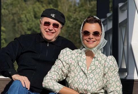 Брухунова назвала «чепухой» слухи о денежном конфликте с Петросяном