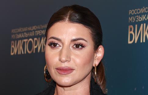 Сюрприз в эфире ТВ-шоу: Жасмин узнала, кто родится у ее сына и невестки