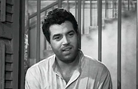 Ушла эпоха: скончался легендарный индийский актер Дхармендра