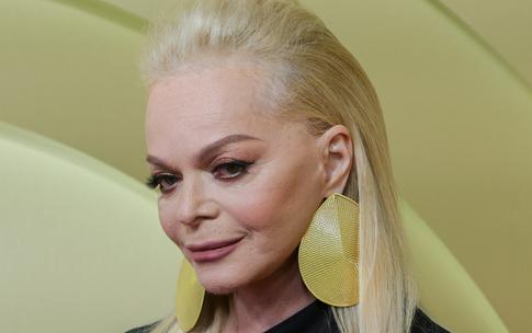 Долина стала жертвой шантажа: певице грозили смертью за жалобу на мошенников