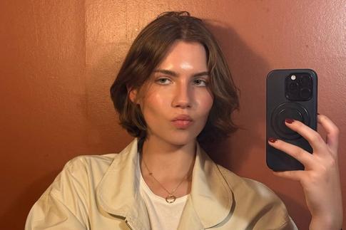 Внучка Бориса Ельцина поделилась откровенными кадрами в купальнике