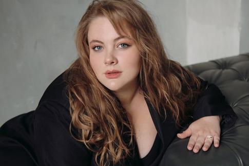 Актриса Алиса Стасюк ответила на критику своих пышных форм