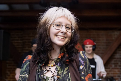 Дочь Глюкозы разыграла фанатов — ее новый образ оказался шуткой