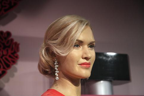 50-летняя Кейт Уинслет призналась, что любуется каждой морщинкой на своих руках