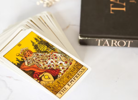 Таро-прогноз для всех знаков Зодиака с 8 по 14 декабря 2025