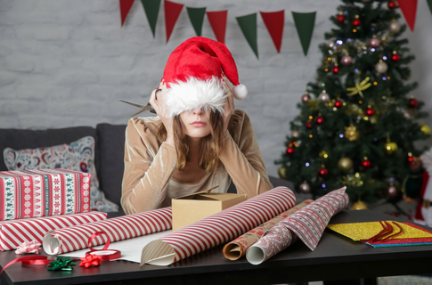 Почему под новый год часто бывает хандра и что с этим делать, советы психолога