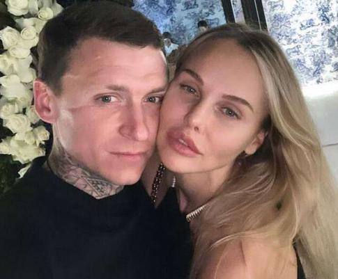 «Знакомьтесь — Павел Павлович»: жена Мамаева впервые обнародовала фото сына