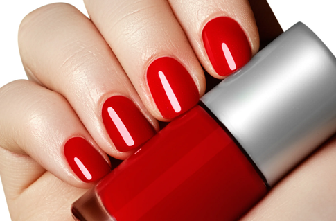 Онихолизис: почему это слово нужно знать всем, кто делает маникюр с гель-лаком