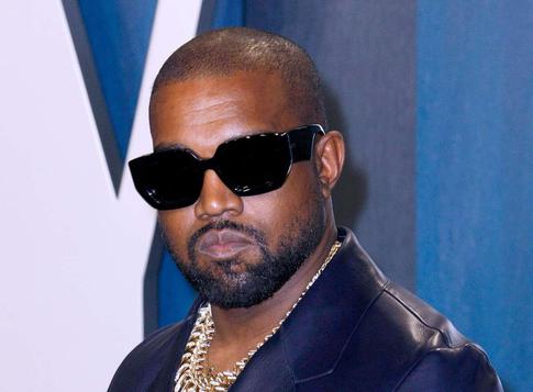 Общественники предложили запретить Канье Уэсту въезд в Россию