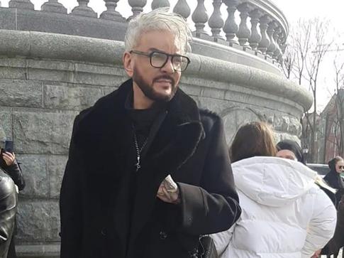 Филипп Киркоров приехал на прощание с отцом и дал комментарий