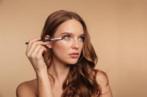 Топ уловок визажистов, чтобы визуально увеличить глаза