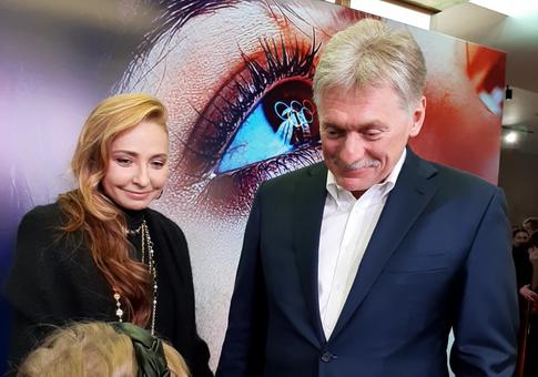 Кадры недели: исхудавший Киркоров рассказал о здоровье, Песков и Навка поздравили Ирину Роднину с премьерой