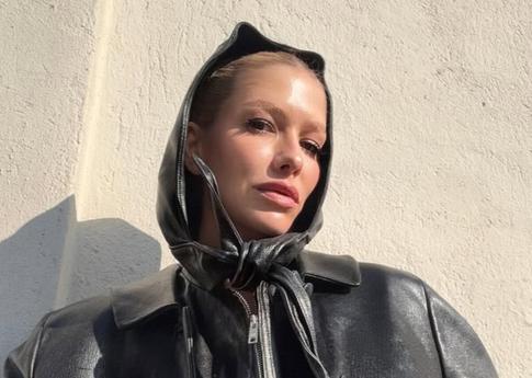 «Так похожи»: в Сети обсудили молодого бойфренда Перминовой