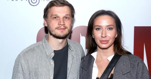 Артур Сопельник подтвердил развод с женой после появления с Ариной Авериной