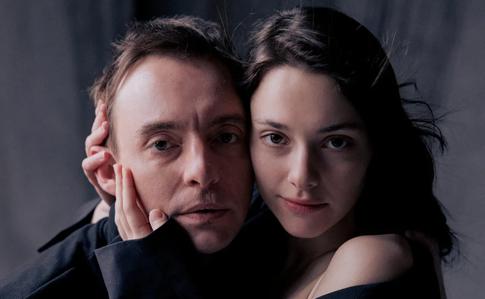 Испугалась за сына: Александра Дроздова напала с ножом на Илью Деля