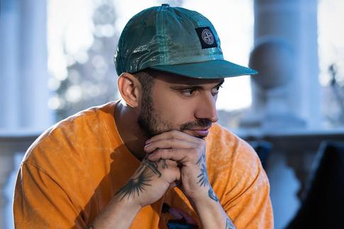 Столпотворение и давка: прощание с Пашей Техником пошло не по плану