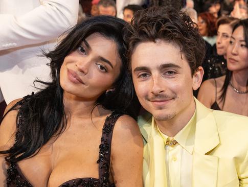 Инсайдер: Тимоти Шаламе устал от давления со стороны семьи Кайли Дженнер