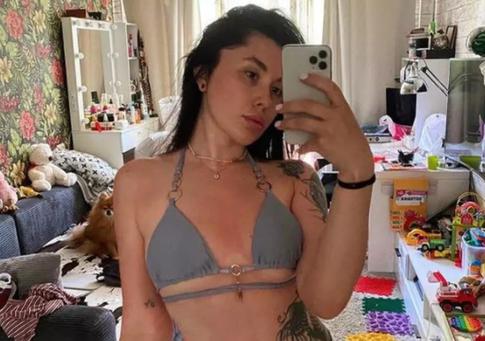 Бывшая жена Паши Техника Ева Карицкая грозит заявлением в полицию из-за обвинений в работе эскортницей