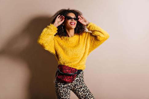 Дофаминовая одежда: что это и почему она взлетела в топ трендов года