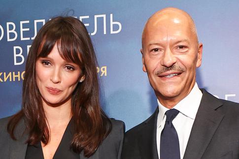 «Думает, поможет?»: в Сети гадают, почему Паулина Андреева оставила фамилию Бондарчука