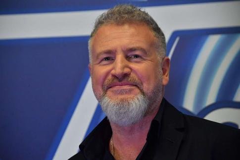 «Сам волнуюсь»: Агутин помог фанатам узнать пол ребенка