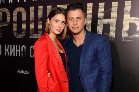 Павел Прилучный подает в суд на Агату Муцениеце за клевету