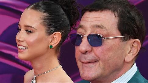 Киба намекнула на отсрочку свадьбы с Лепсом