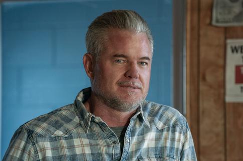 У актера из «Зачарованных» Эрика Дэйна отказала правая рука на фоне тяжелого заболевания