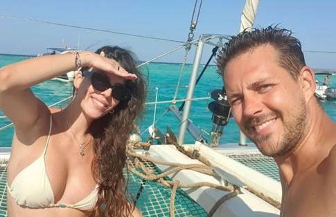 Жена Милоша Биковича похвасталась фигурой через полтора года после родов