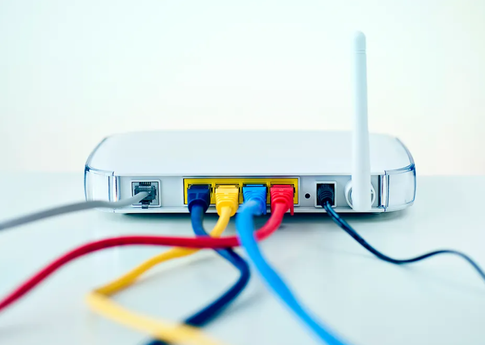 Никогда не ставьте рядом с роутером эти 7 предметов — и вот почему