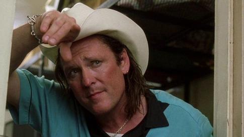 Семья Майкла Мэдсена собралась в его особняке после смерти актера