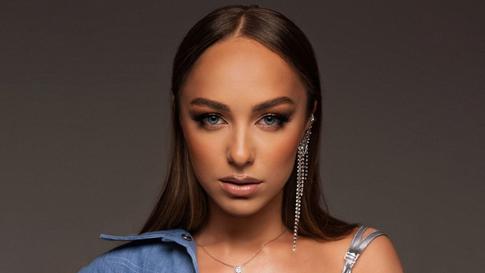 Мари Краймбрери осталась без кухни и 900 тысяч: певицу обманули при покупке элитного гарнитура