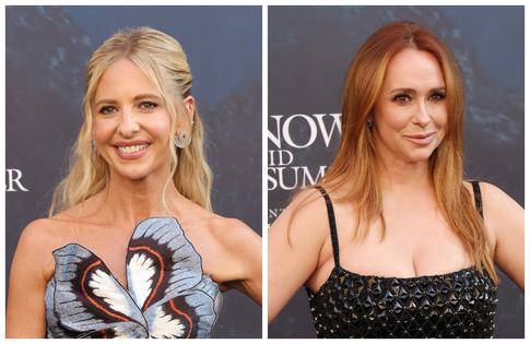 Сара Мишель Геллар не сфотографировалась с Дженнифер Лав Хьюитт на кинопремьере