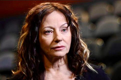 Дети Евгении Добровольской посетили могилу актрисы на Троекуровском кладбище